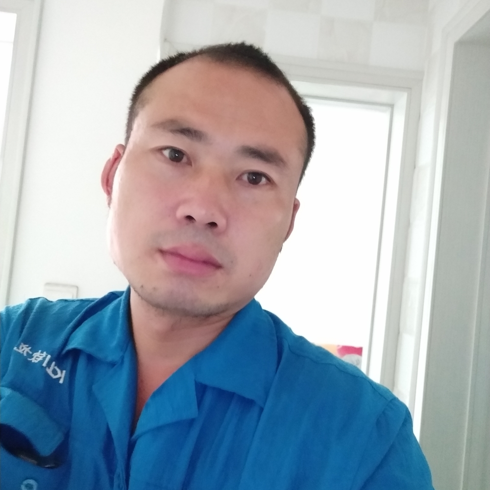 巨人那独寂的照片