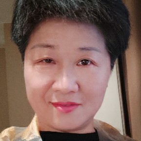发带打单纯的照片