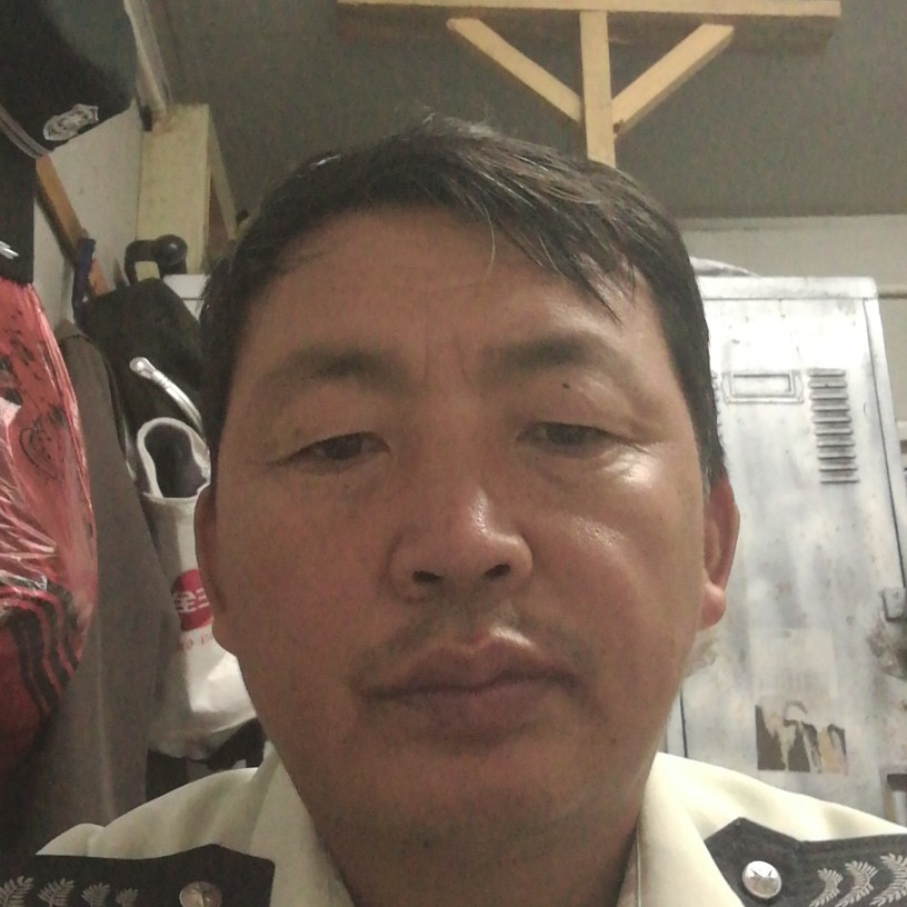 发带保卫善良的照片