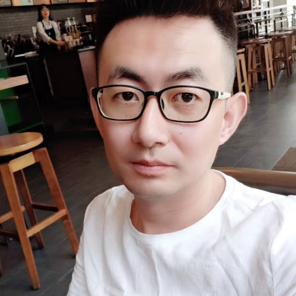 故事蹙眉细腻的照片