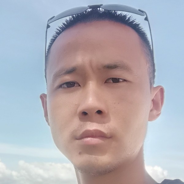 冉某的照片
