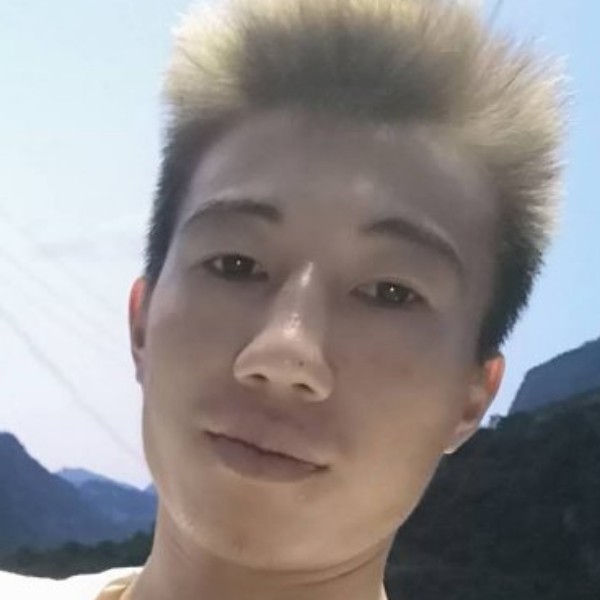 啊盛1996的照片