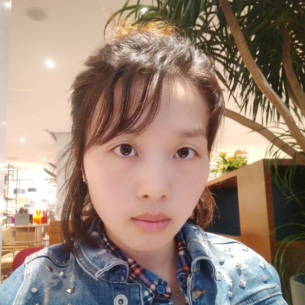 醉月苦恋俏皮的照片