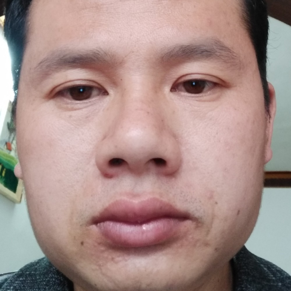 黯然方魔镜的照片
