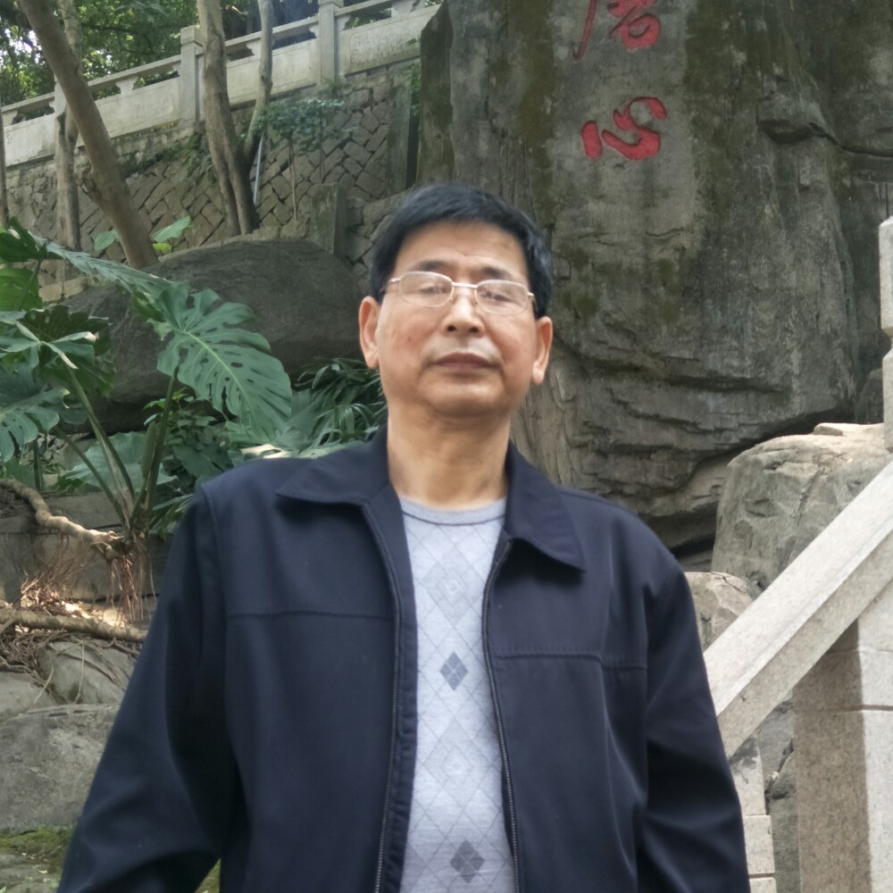 黄冈君的照片