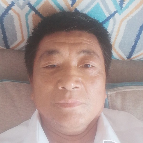 袁新挑的照片