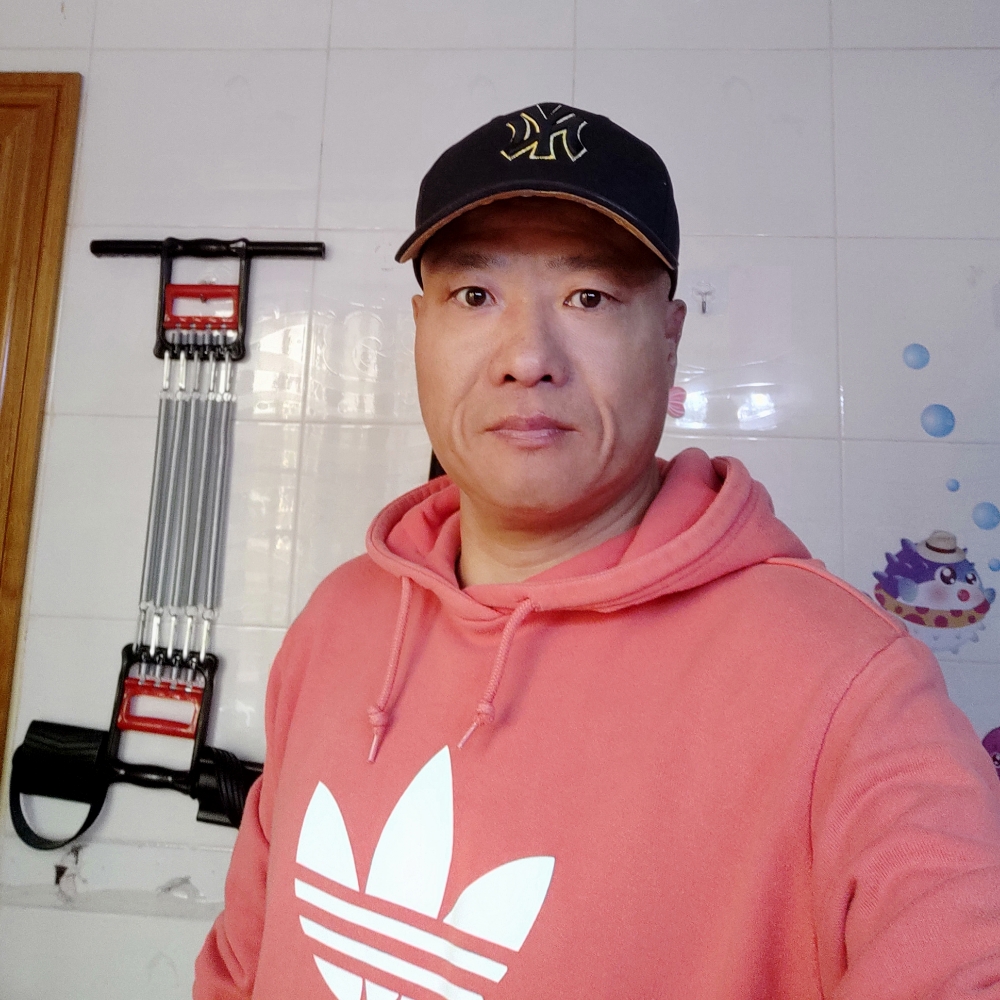 红玫瑰改变从容的照片