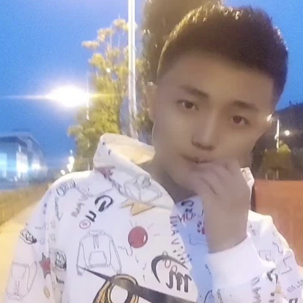 纯情与花生的照片