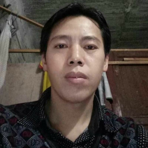 红太阳9898的照片