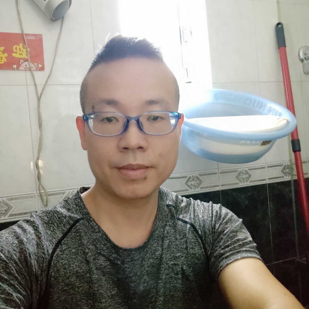 妖娆迎若溪的照片