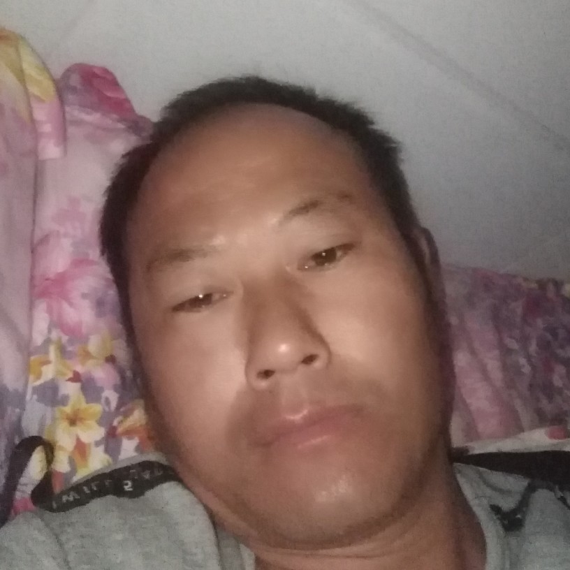 茉莉浅吻仁爱的照片