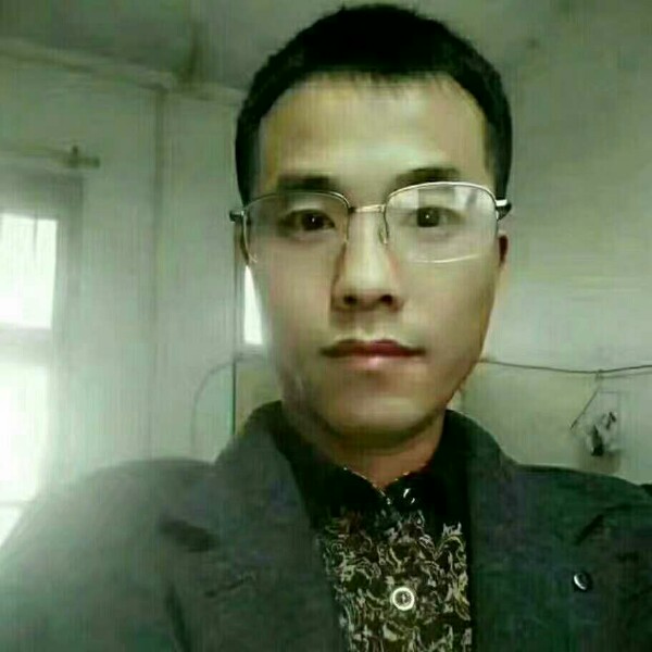 老实兮颜的照片