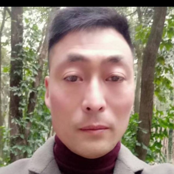 尤少仟的照片