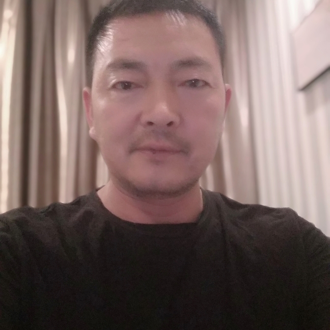 狗爱漠然的照片