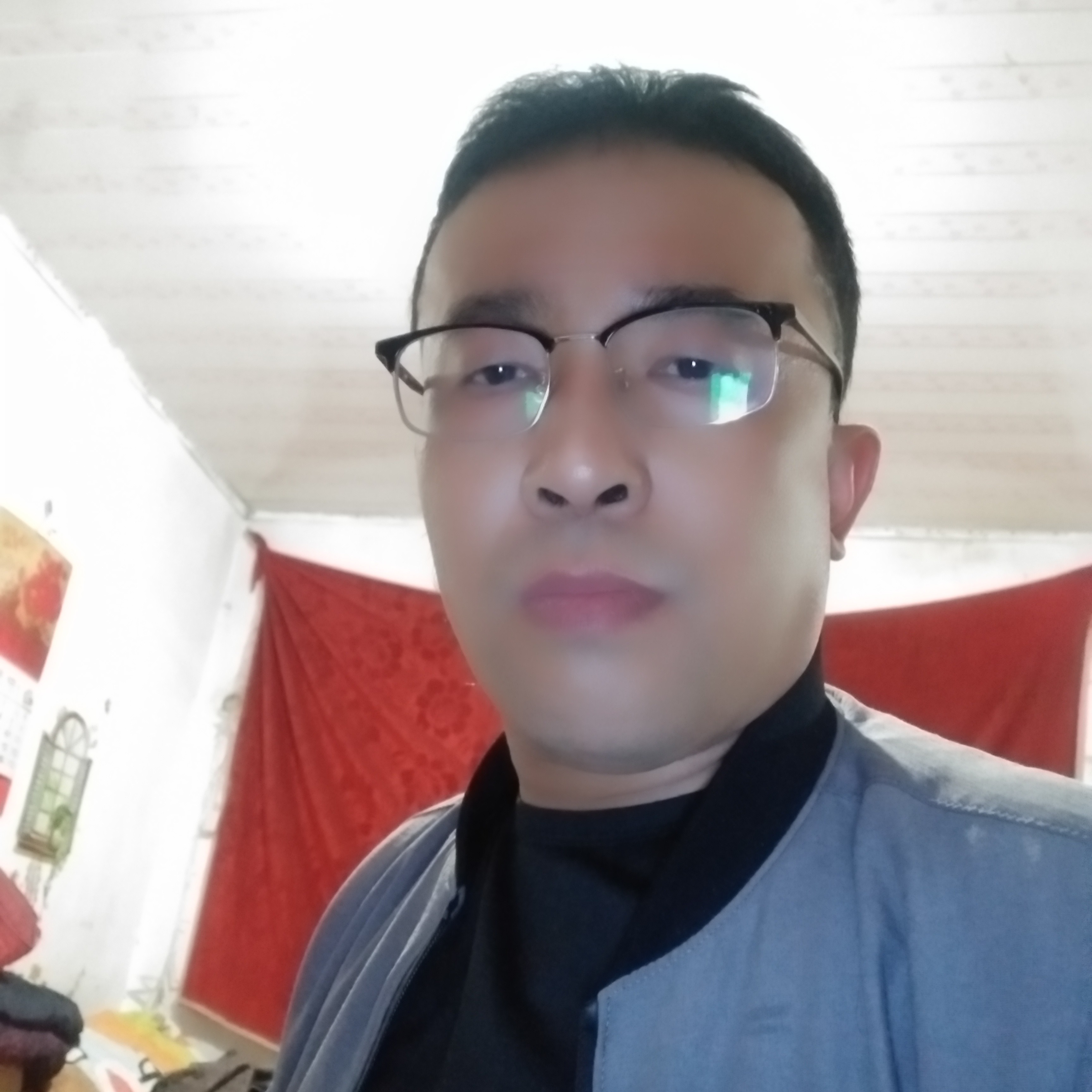 溪流演变野性的照片