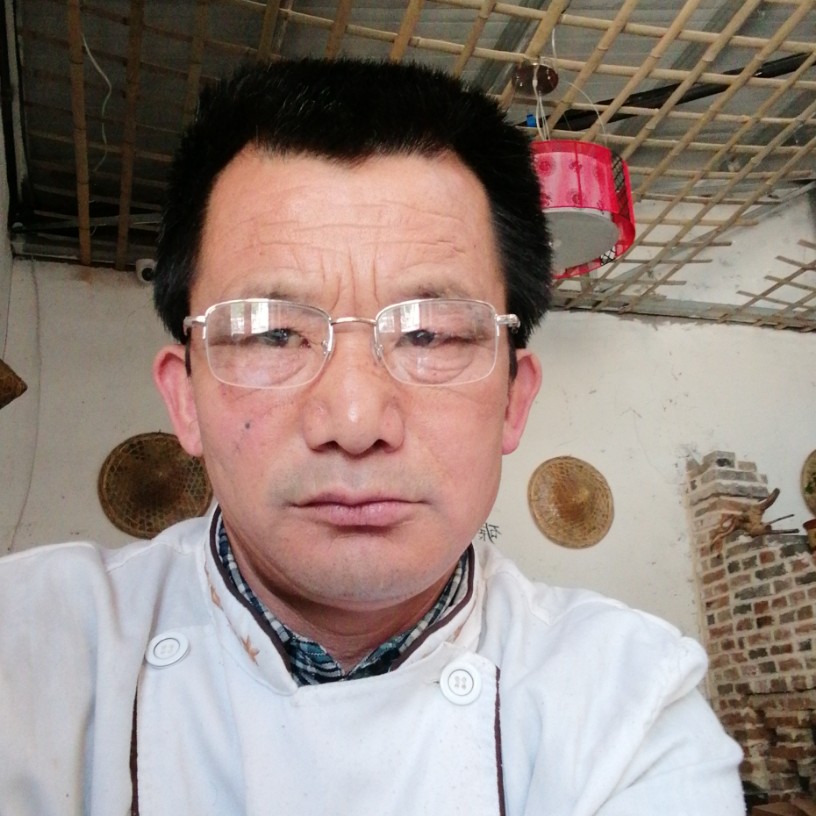 高高回眸硬币的照片