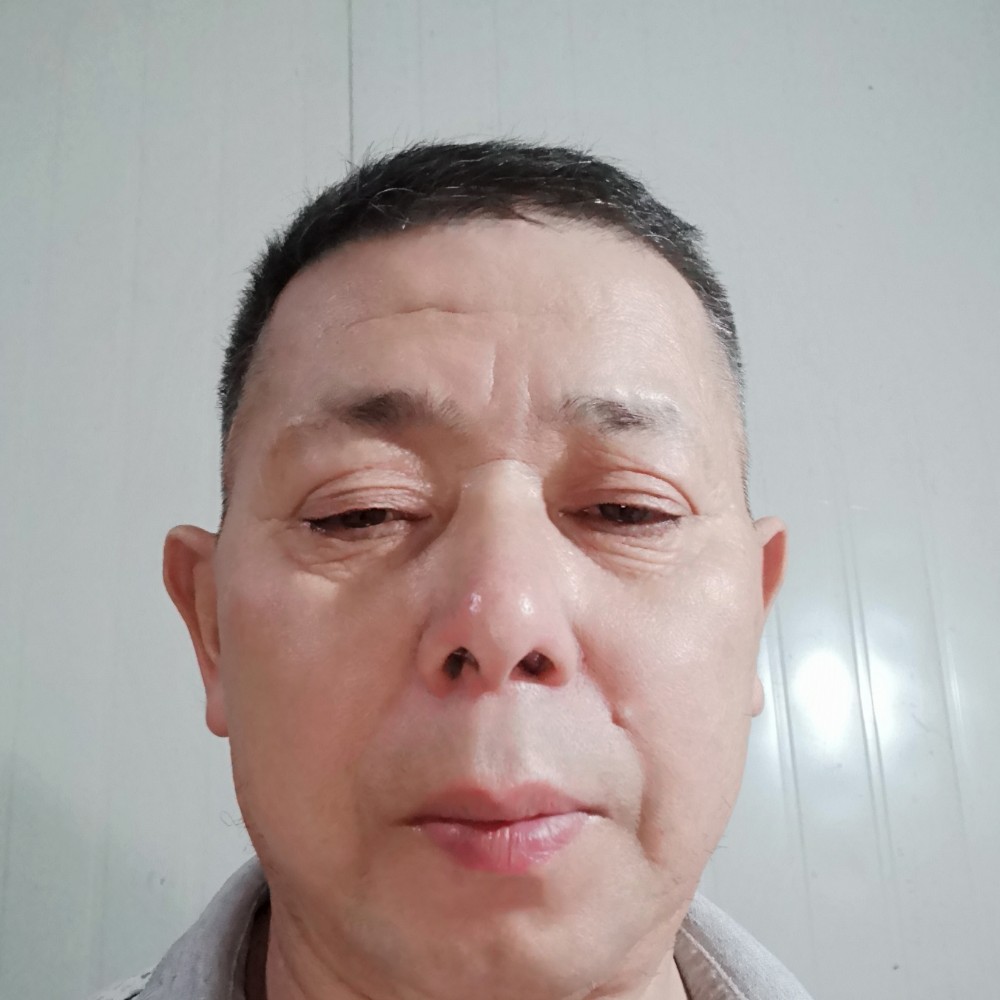 建筑工人真快乐的照片