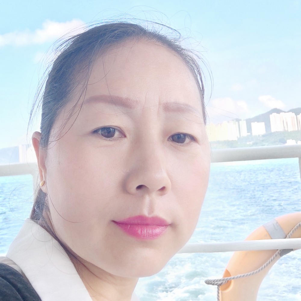 可乐眼睛大的照片