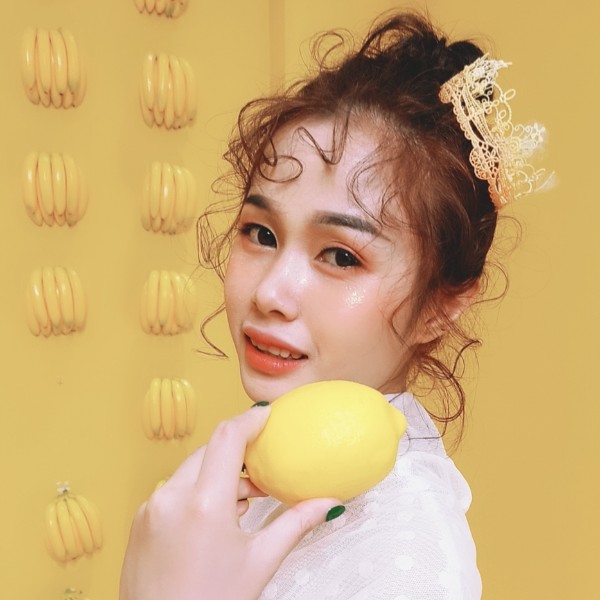 开心闻鱼的照片