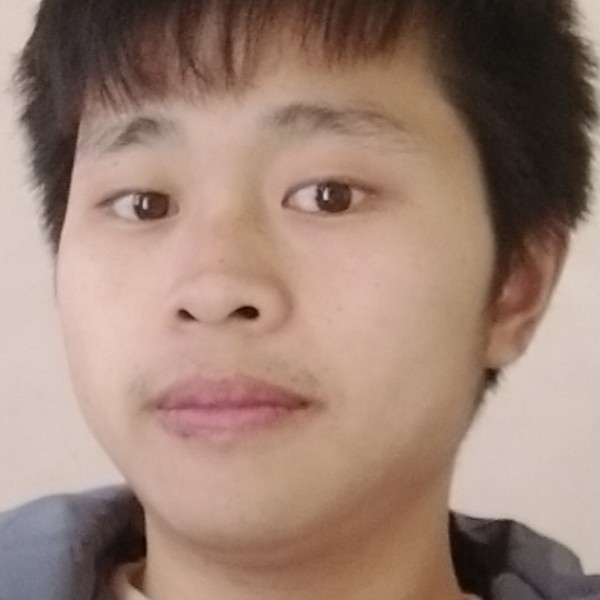 贤惠与尘宵的照片