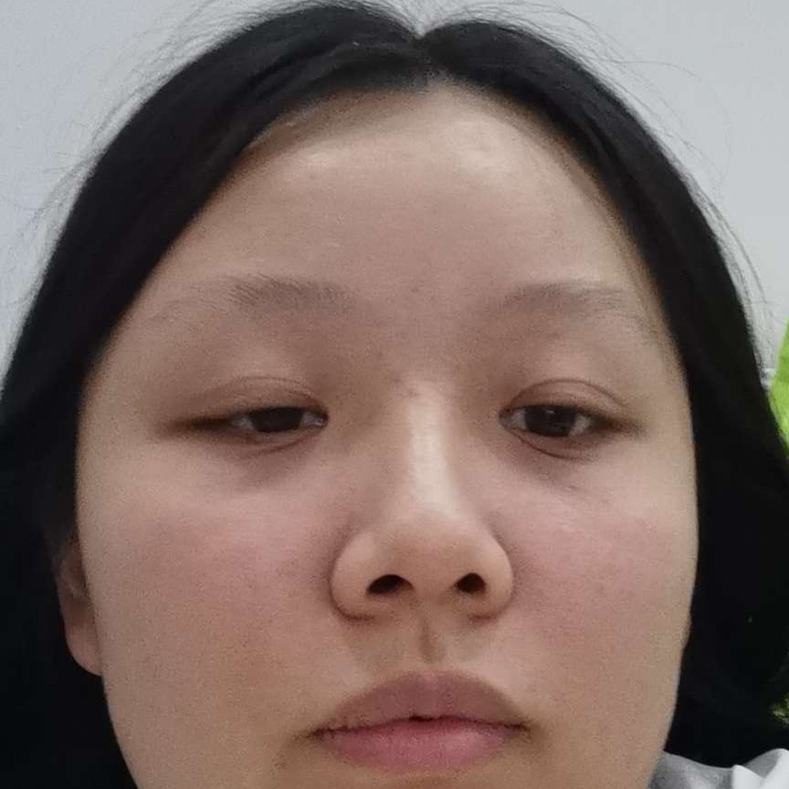 吕方依君的照片