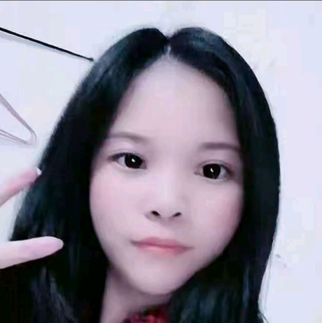 浅吻热情的照片