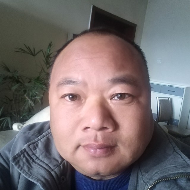 哭泣的书本的照片