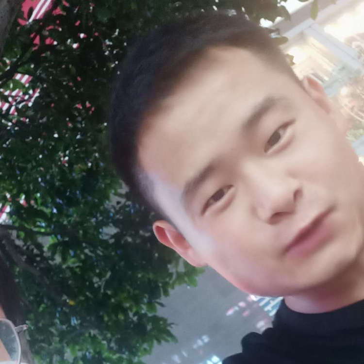 彭彭的湓湓的照片