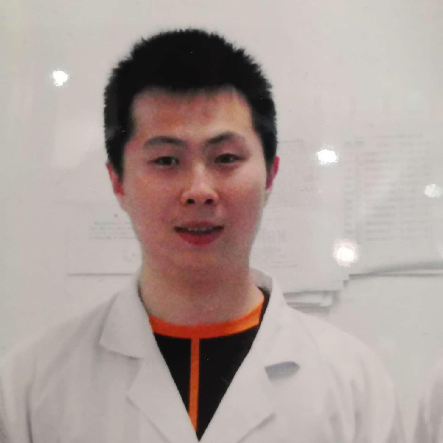 逸经的照片