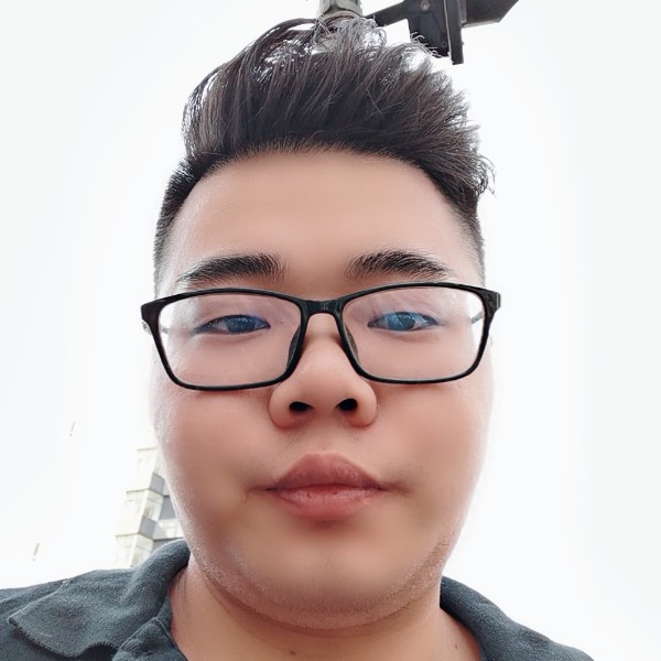 夜色的孤寂的照片