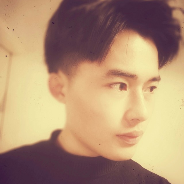 情话凝眸紧张的照片