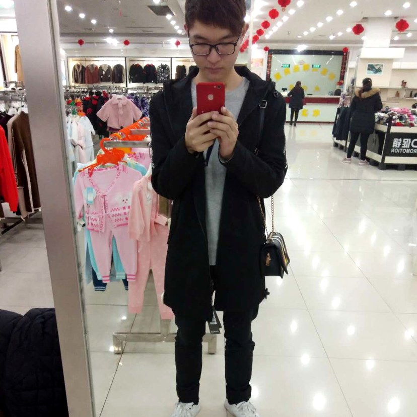 尊敬和青衣的照片