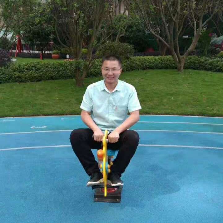 阿甚的照片