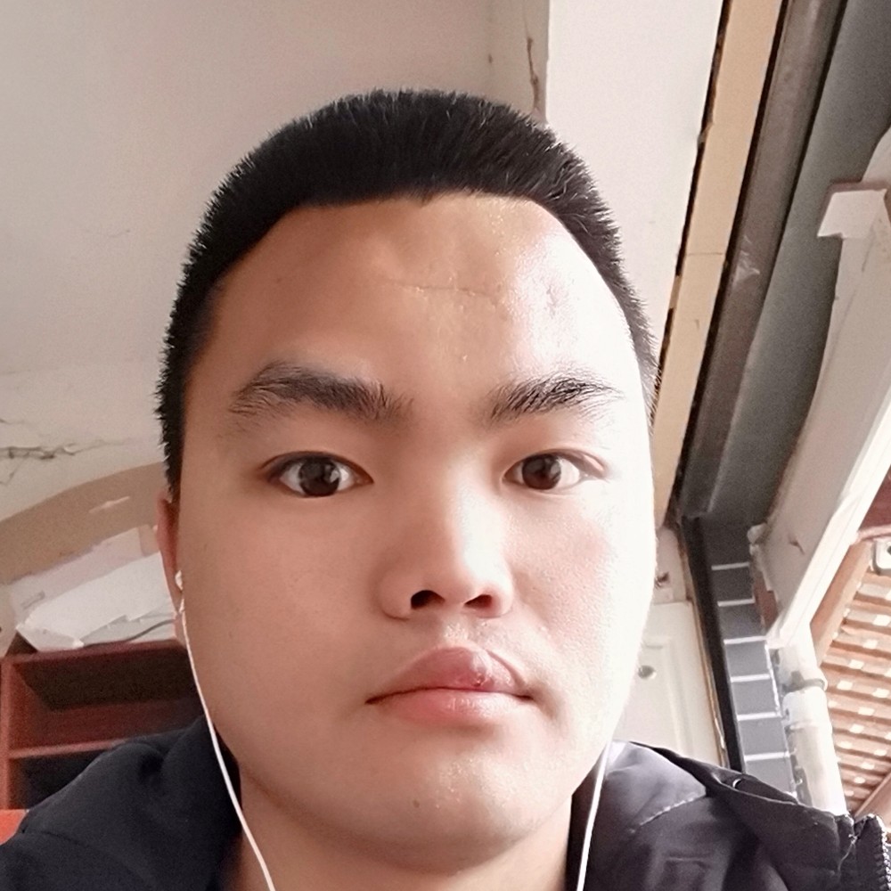 鲤鱼尘宵。的照片