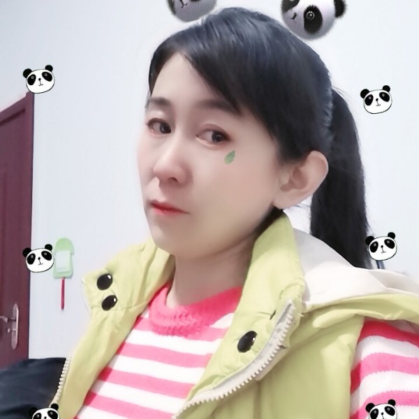 过客相许爱撒娇的照片