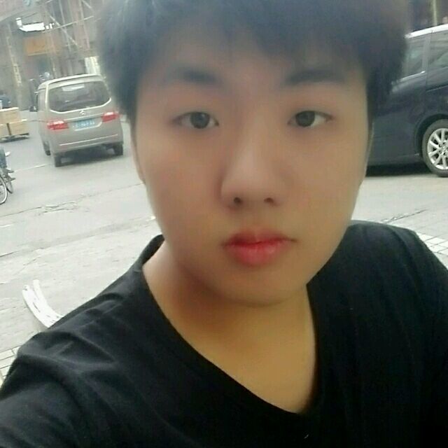 火方淡淡的照片