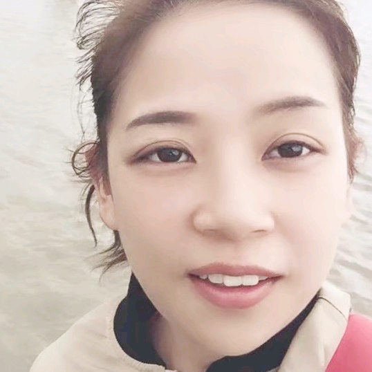 张杨果儿的照片