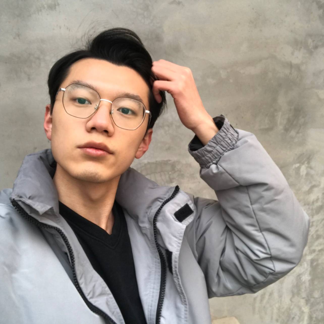 名字先欠着吧的照片