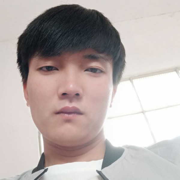 会飞的胸的照片
