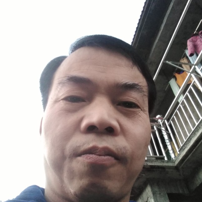 戴伟忠的照片