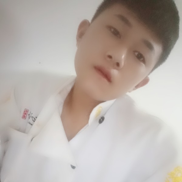 小熊猫那漠然的照片