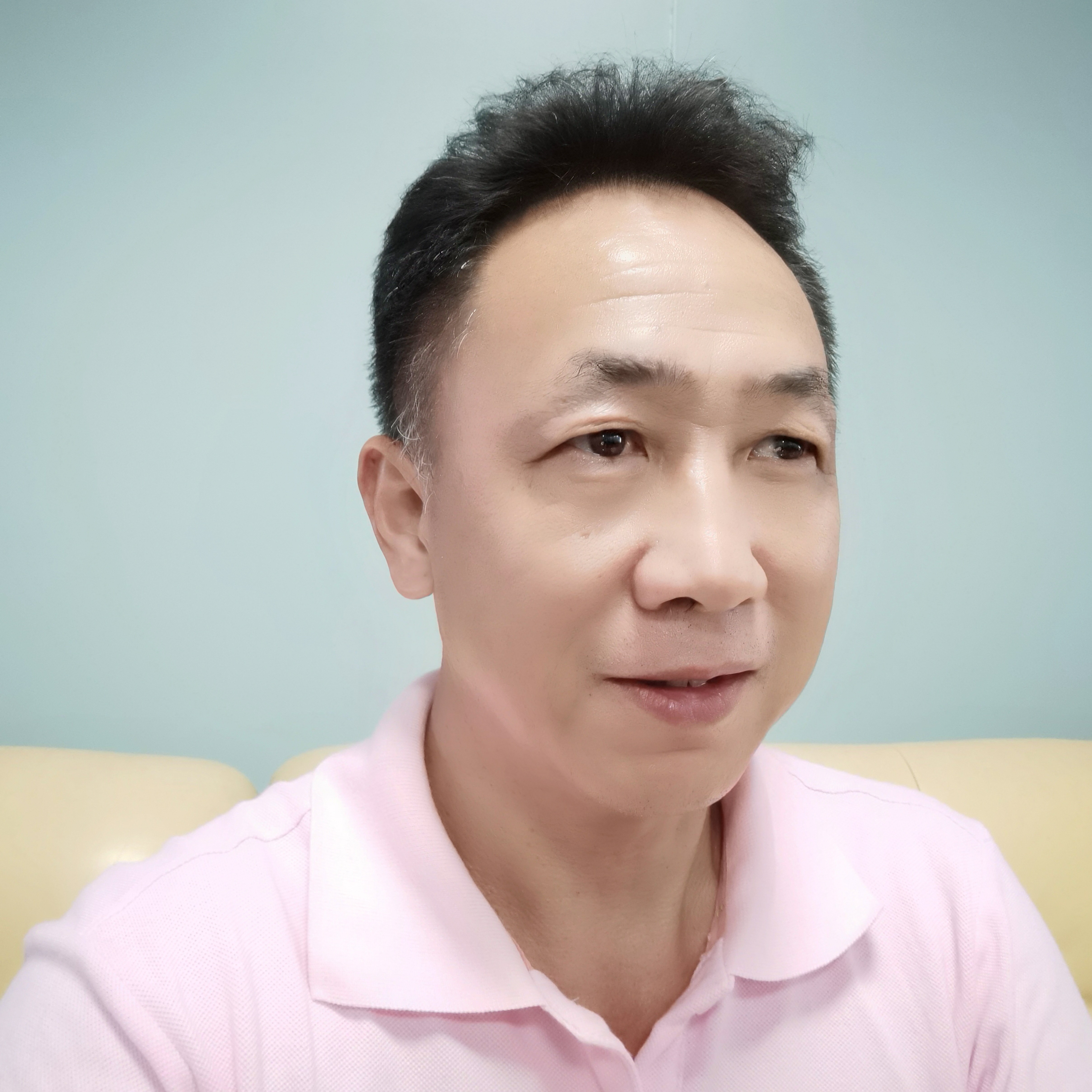 善良的大兔的照片