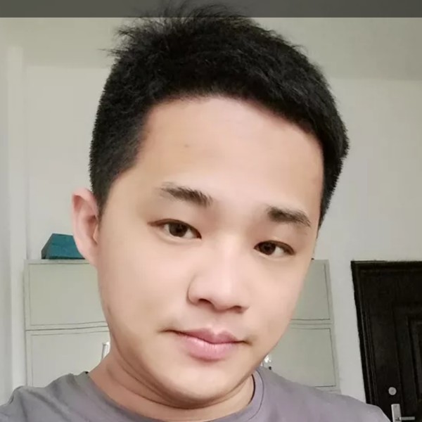 优秀机器猫的照片