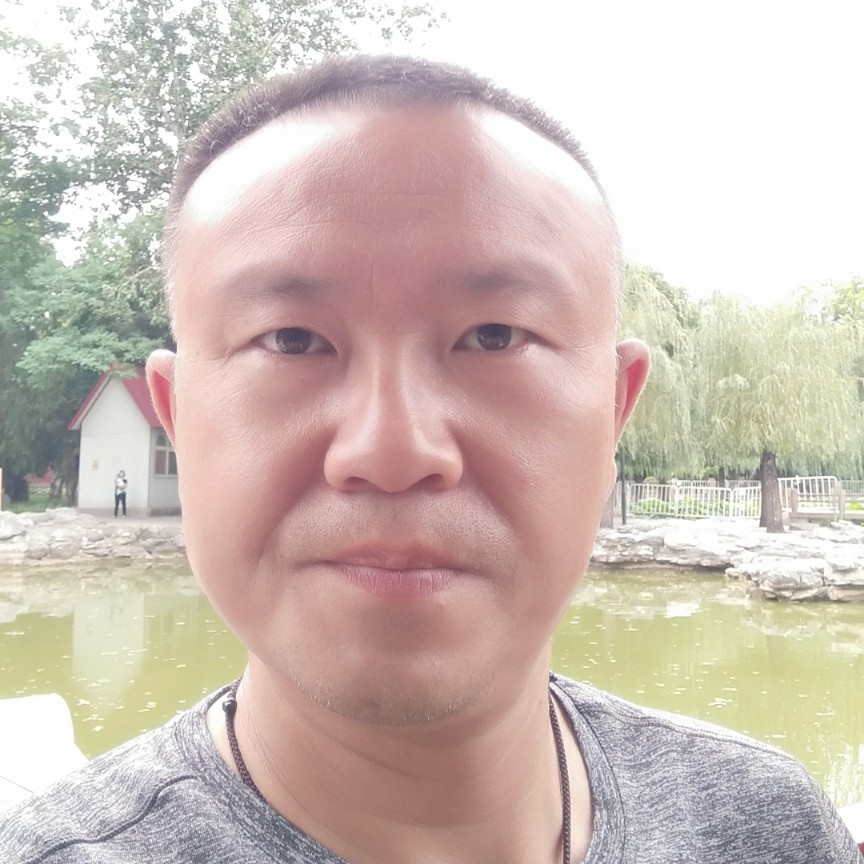任德正的照片