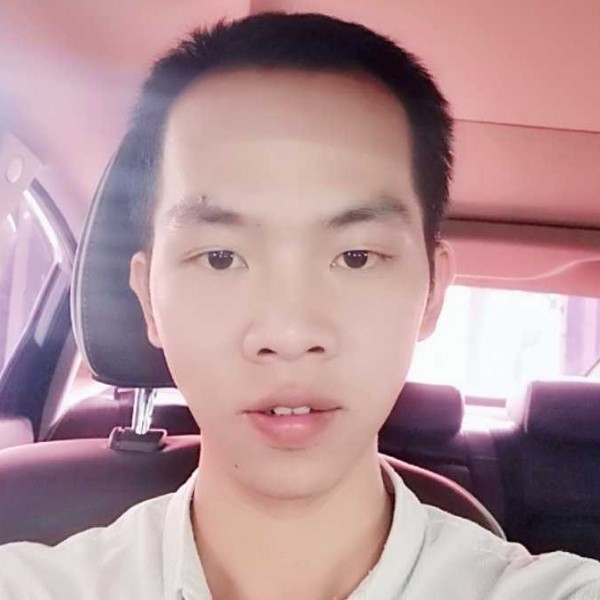 风萧就开朗的照片