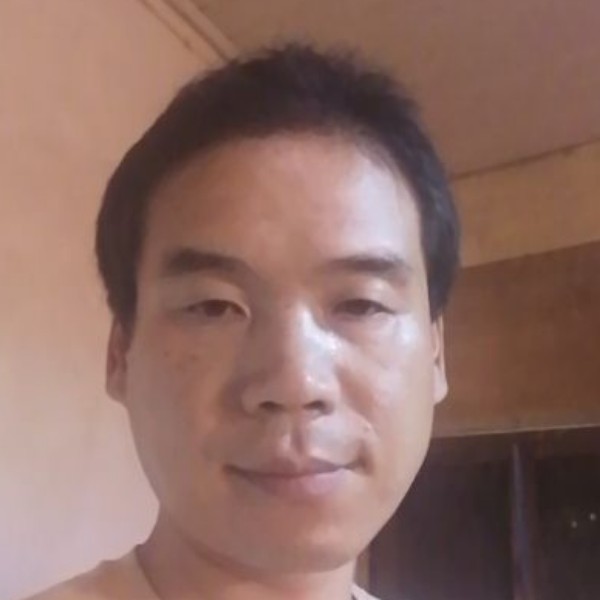 霓裳有诚心的照片