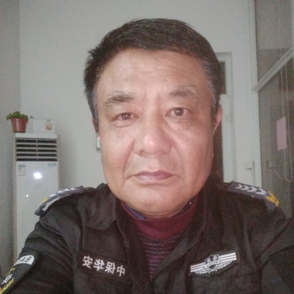 畅快短靴的照片