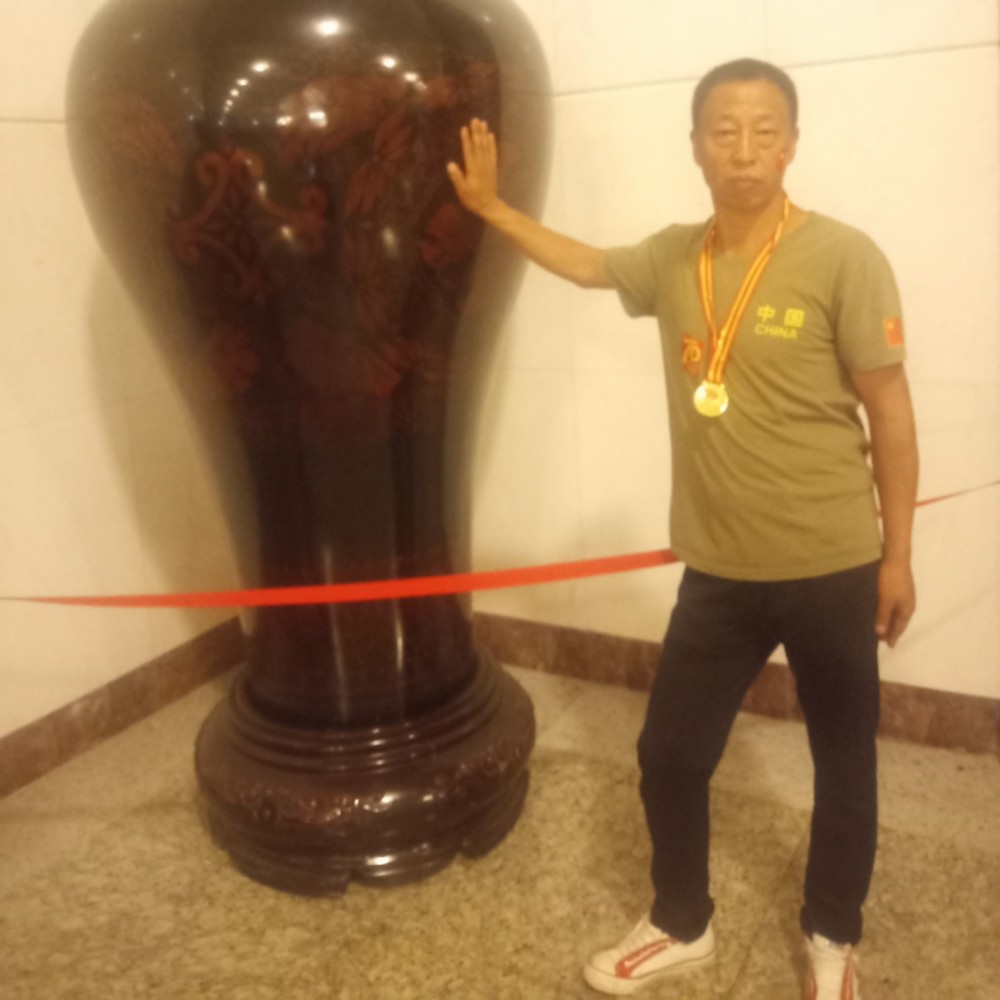 上阵父子岳的照片