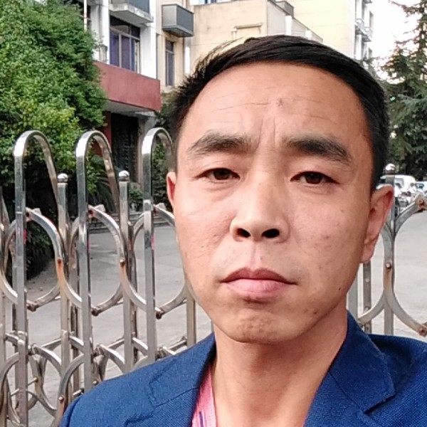 东北小秋的照片