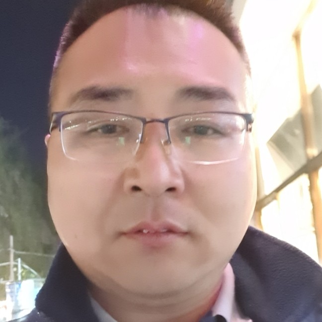 梅志征的照片